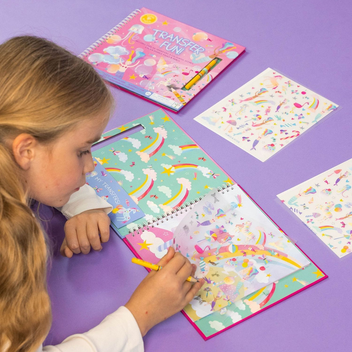 Boost fine motor skills with this children’s fantasy transfer book. Features 150+ themed transfers and 6 blank pages for creative storytelling and screen-free fun.