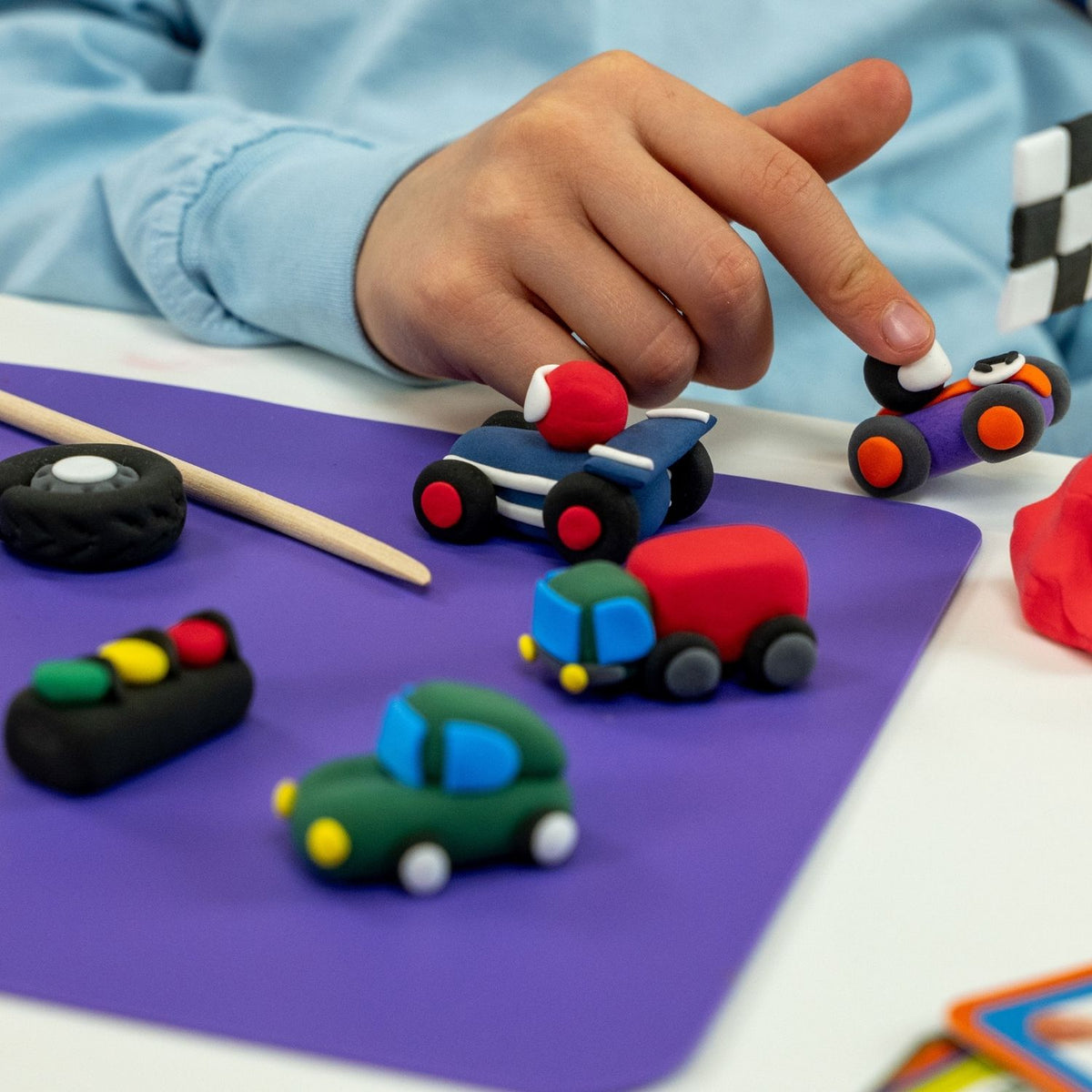 Build your own fleet with this cars air-dry clay kit. Sculpt 10 different vehicles and accessories—no baking required! Includes vibrant clay and step-by-step guides for ages 6+