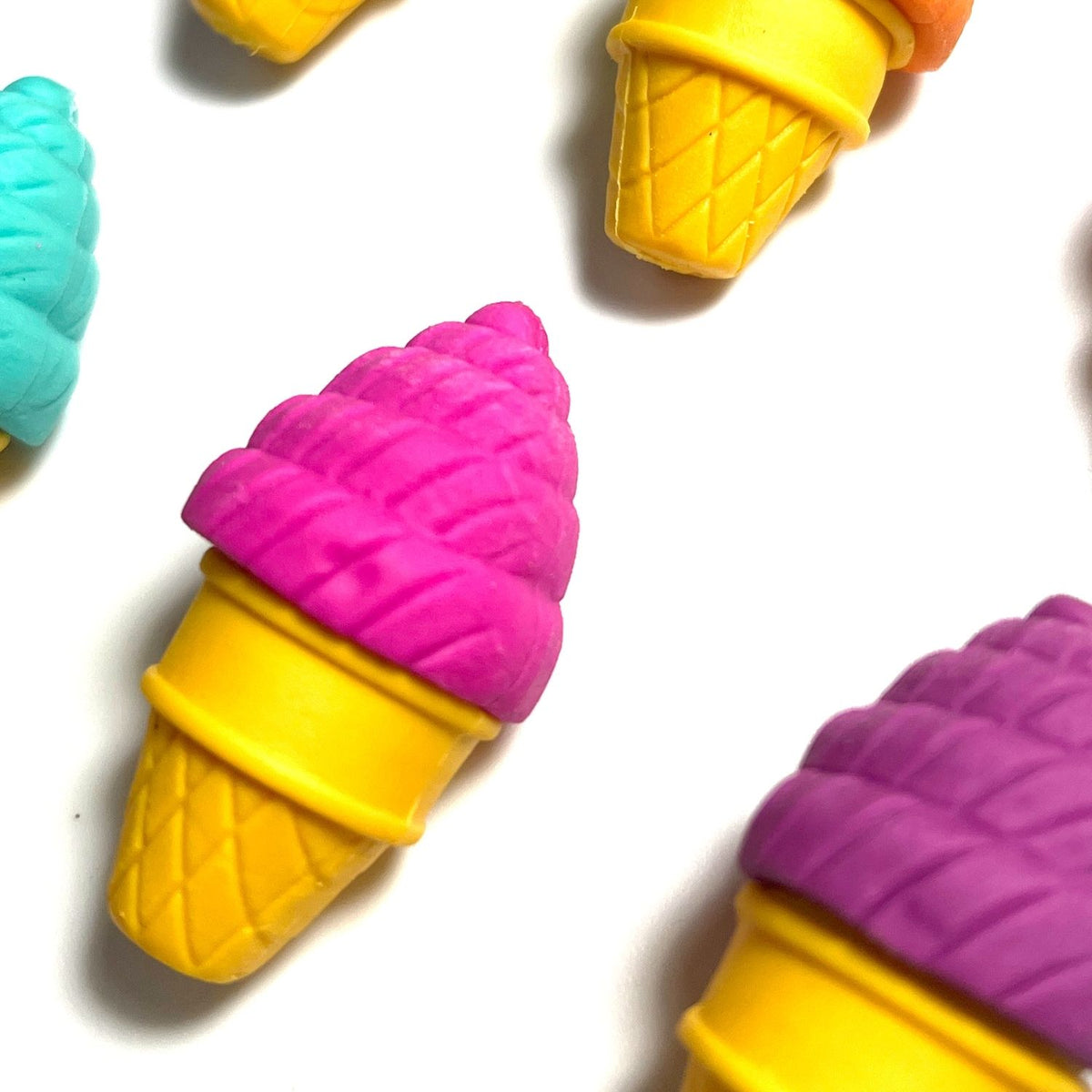 Ooly - Petite Sweets Ice Cream Shoppe Scented Erasers